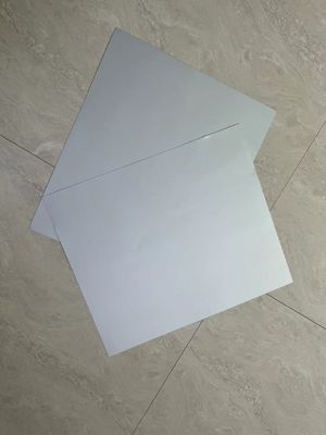 10만~20만 매 인쇄 가능, 20개월 유효기간의 무현상 CTP 인쇄판 (회백색)
