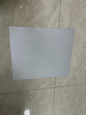 1350 MM 최대 코일 폭, 22-25초 생산 시간 및 100,000-200,000 인쇄 수명의 무현상 인쇄판