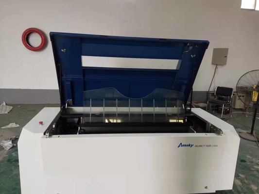 판 두께 0.15-0.3mm 최대 판 포맷 1130*930mm의 UVCTCP 판 제작 기계